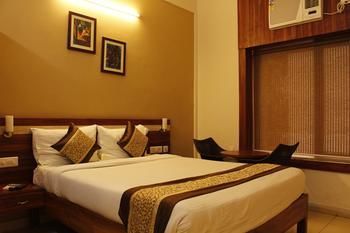 Hotel Eden Roc Bhuvanesvar Kültér fotó